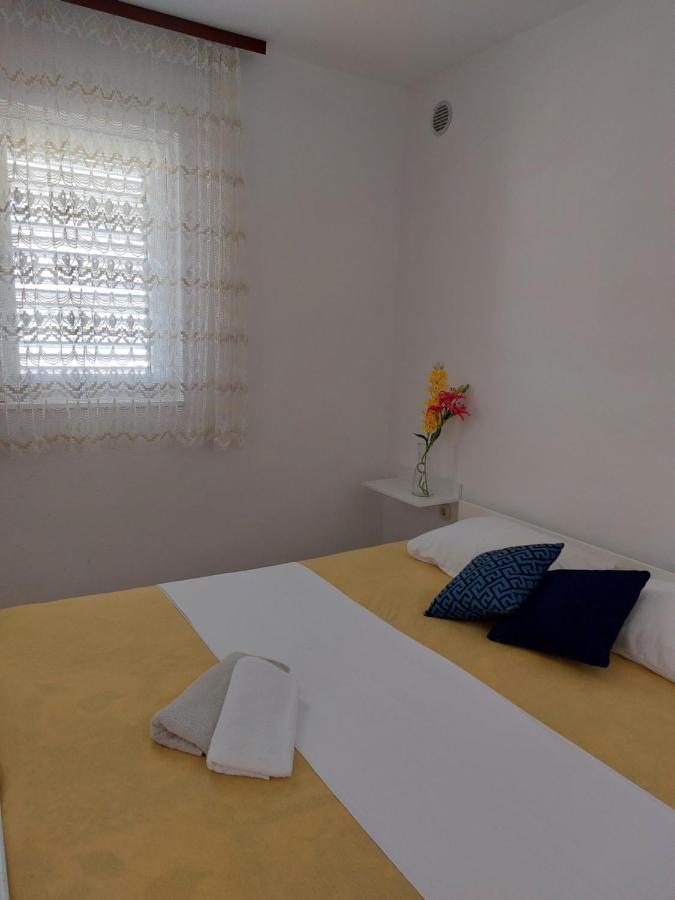 Apartments Markulincic Novalja Luaran gambar