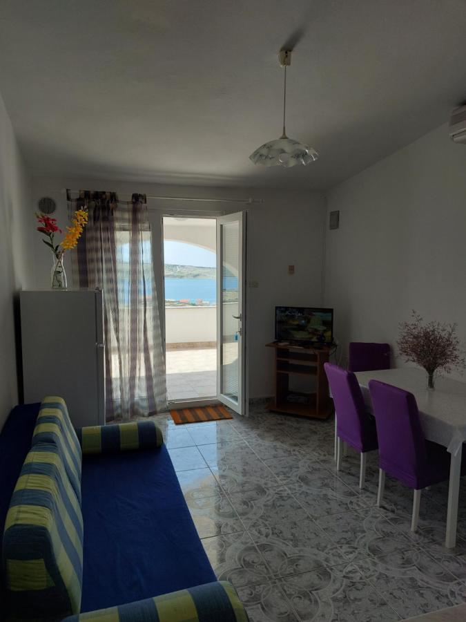 Apartments Markulincic Novalja Luaran gambar