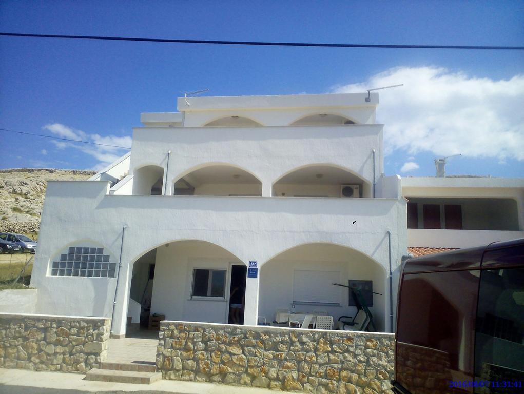 Apartments Markulincic Novalja Luaran gambar